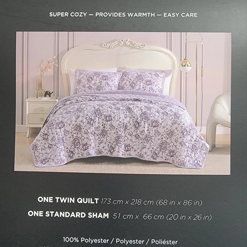 Betsey Johnson Sketch Toile w/Fleece 2 Piece Reversible TWIN Quilt Set